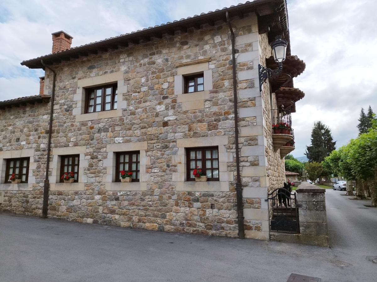 Apartamentos Villa Julieta Ruente Eksteriør bilde