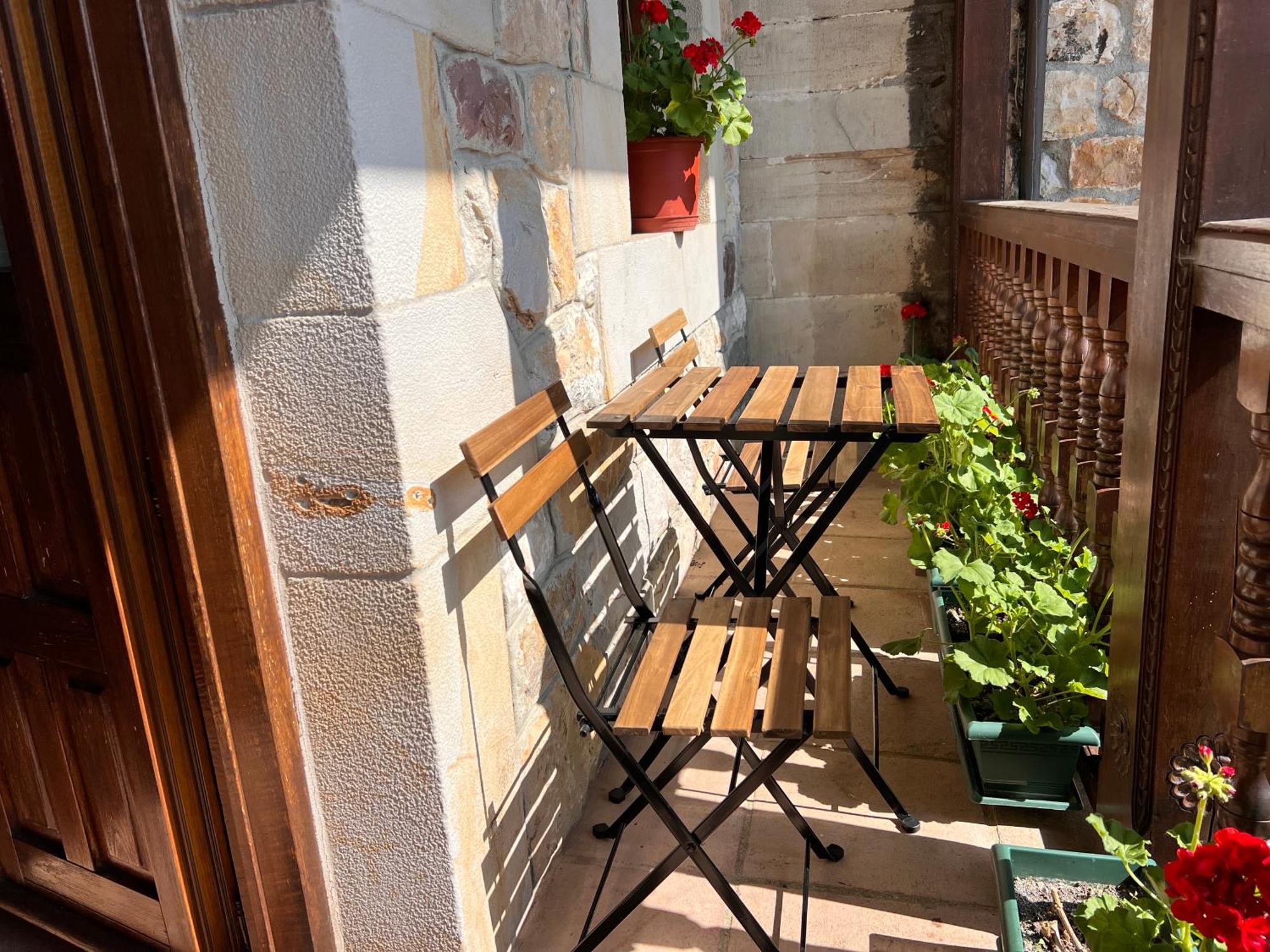 Apartamentos Villa Julieta Ruente Eksteriør bilde